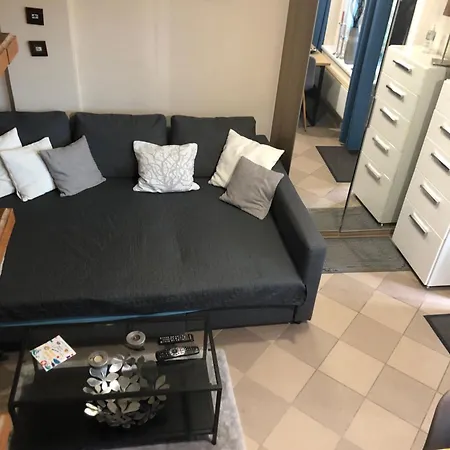 Oktogon Studio Apartamento *